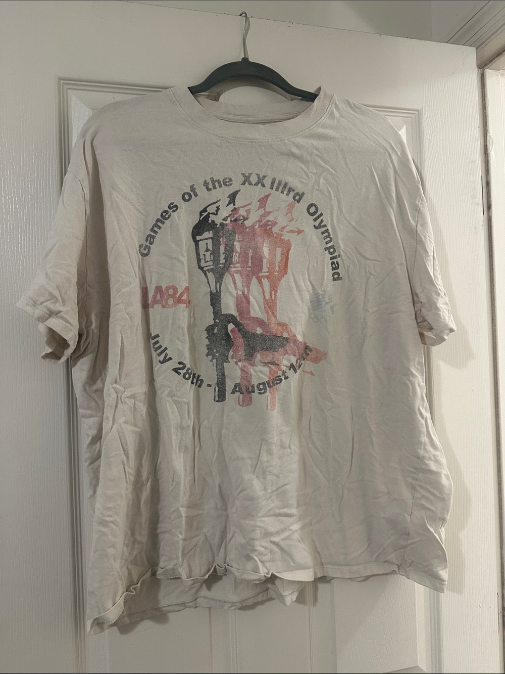 Abercrombie & Fitch Cream Short-Sleeve Graphic Tee